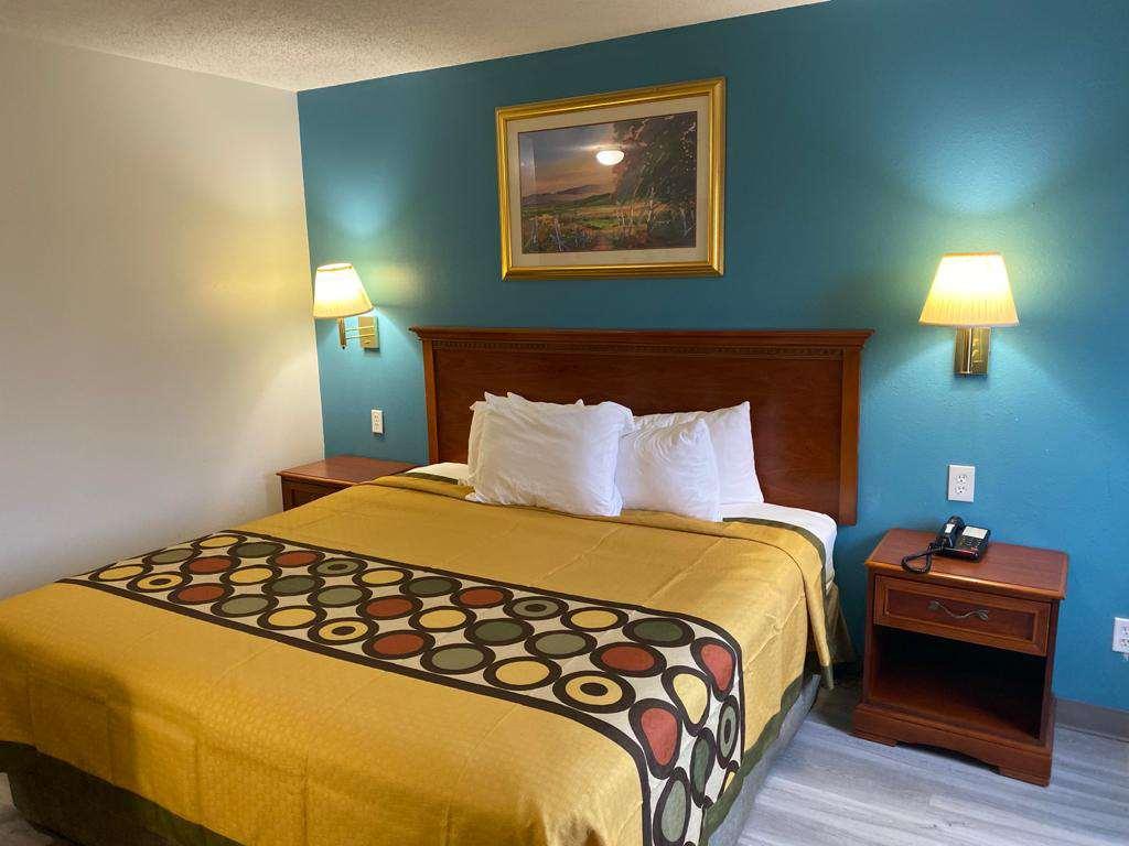 Americas Best Value Inn West Frankfort Стая снимка