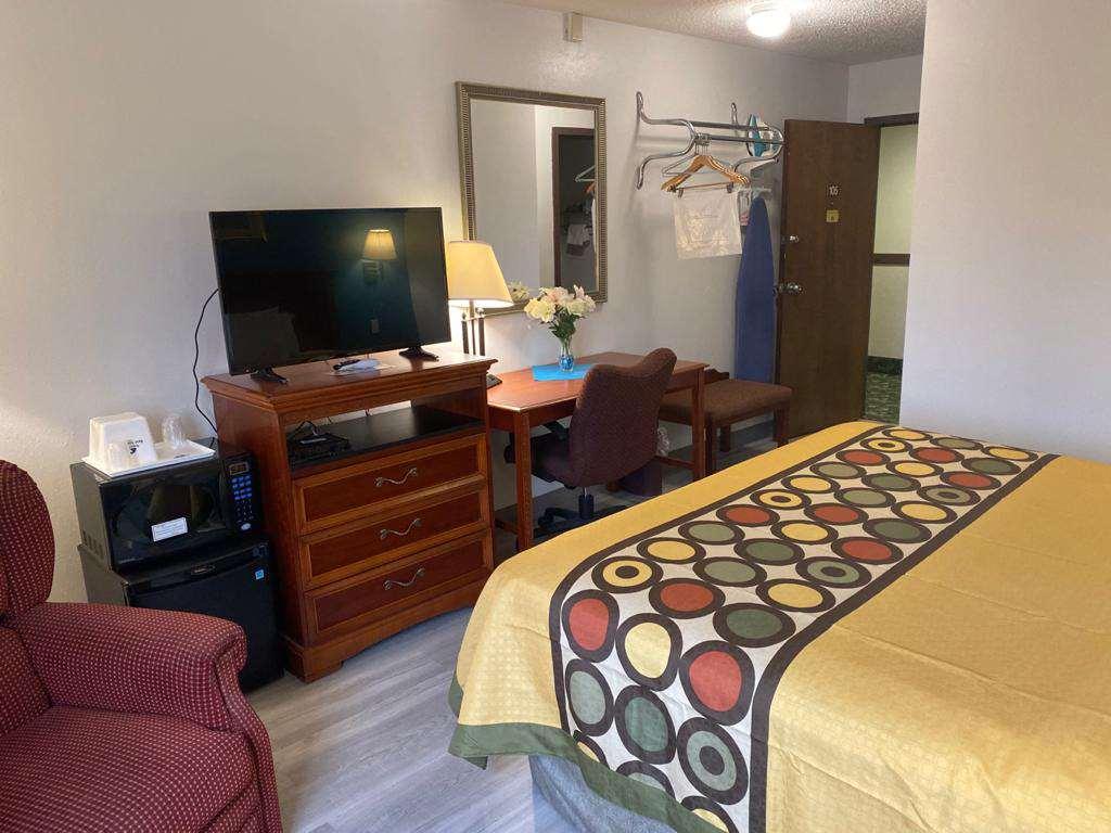 Americas Best Value Inn West Frankfort Стая снимка